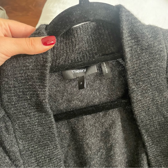 Theory 100% Cashmere Cardigan - Picture 6 of 7
